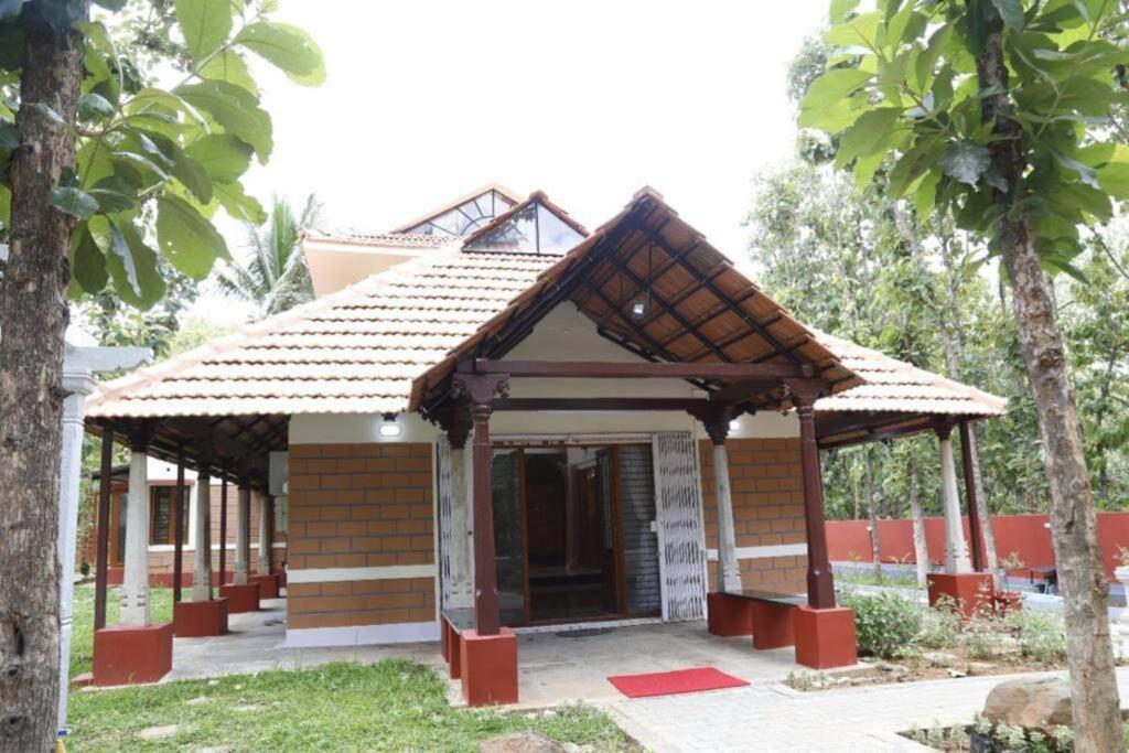 'Vrindavan' In Heritage City Mysuru Luaran gambar