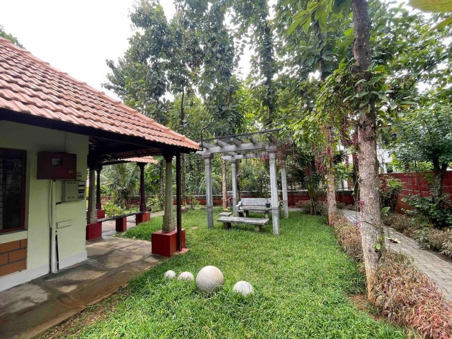 'Vrindavan' In Heritage City Mysuru Luaran gambar